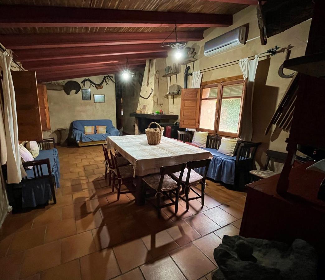 Casa Rural En El Cerro Del Buho Piedrabuena Bagian luar foto